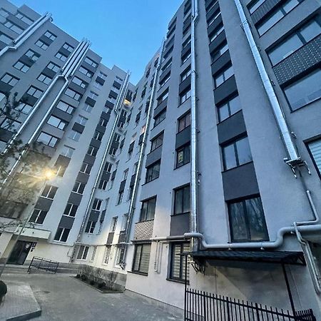 Beautiful Apartment In Kischinau Exterior foto