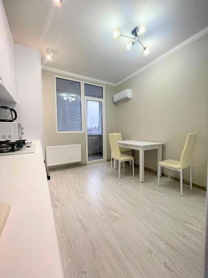 Beautiful Apartment In Kischinau Exterior foto